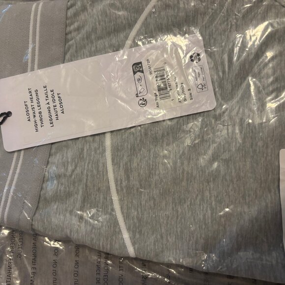 ALO Yoga Pants - Alosoft High Waist Heart Throb Legging Grey SMALL